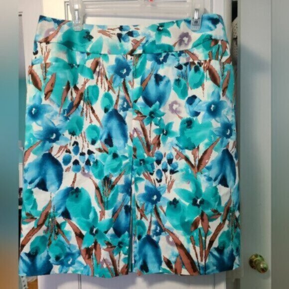 Laura Petites Floral Blue Green Front Slit Pocket Knee Length Midi Pencil Skirt - Picture 10 of 15